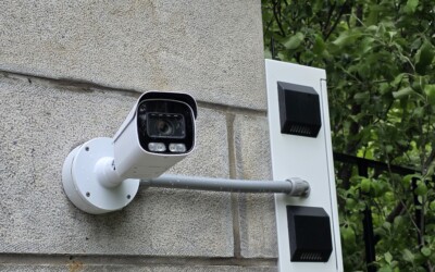 Installation de caméras de surveillance aux entrées du domaine